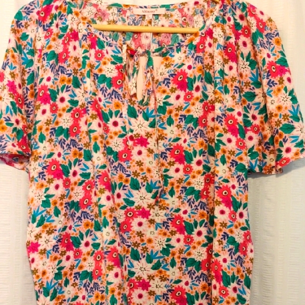 Ahlaray floral blouse